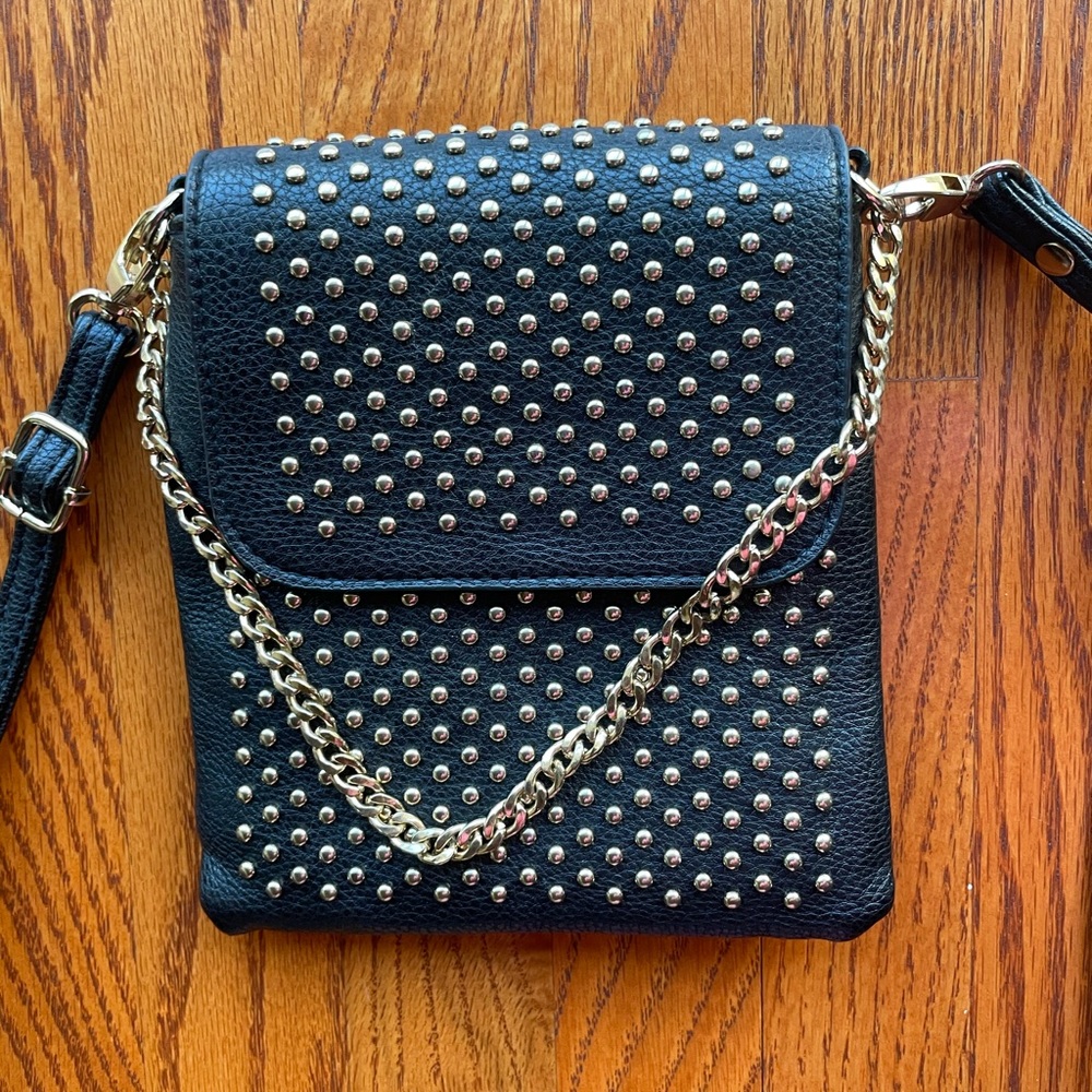 Black and Gold Crossbody Bag!!